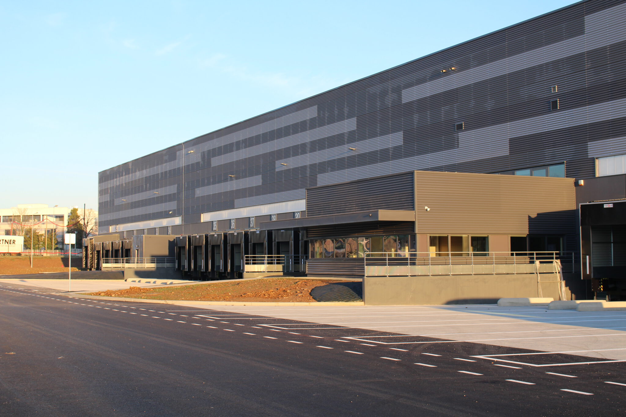 ING2K Vailog SaintQuentinFallavier Plateforme logistique ING2K